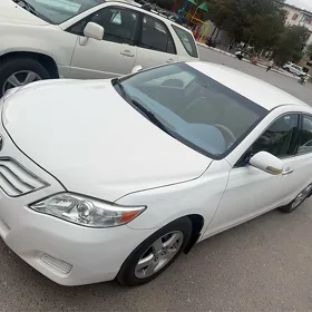 Toyota Camry 2010