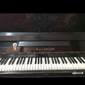 Belarus pianino