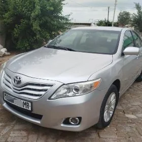 Toyota Camry 2010
