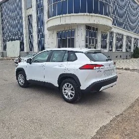 Toyota Corolla Cross 2023