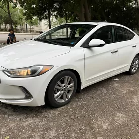 Hyundai Elantra 2018