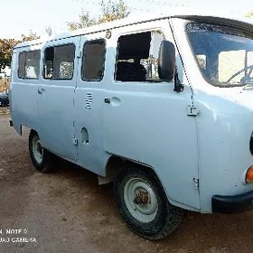 UAZ Profi 1999