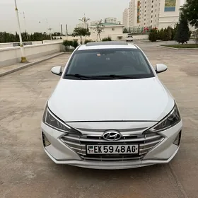 Hyundai Elantra 2020
