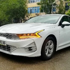 Kia K5 2021