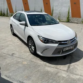 Toyota Camry 2016