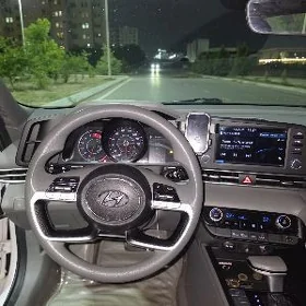 Hyundai Elantra 2021