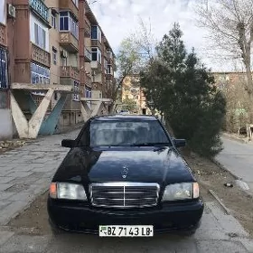Mercedes-Benz W201 1997