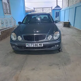 Mercedes-Benz E320 2005