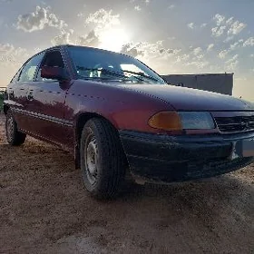 Opel Astra 1992