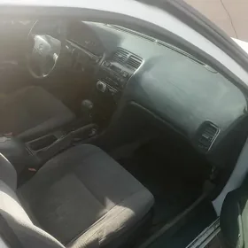 Nissan Cefiro 1998