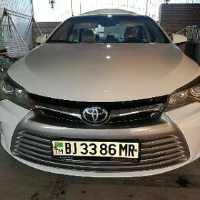 Toyota Camry 2016