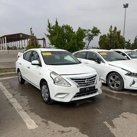 Nissan Sunny 2022