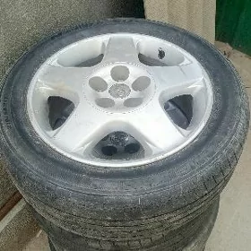 Nissan disga 17 lik