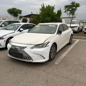 Lexus ES 300h 2023