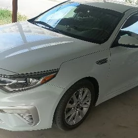 Kia Optima 2019