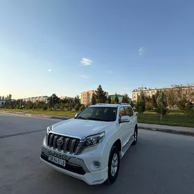 Toyota Land Cruiser Prado 2014