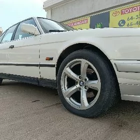 BMW 525 1989