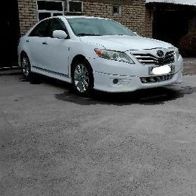 Toyota Camry 2011