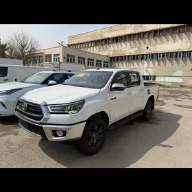 Toyota Hilux 2026