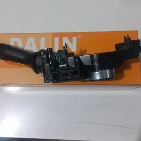 Külçatyl Hilux 05-15 Bar täze.