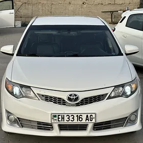 Toyota Camry 2013