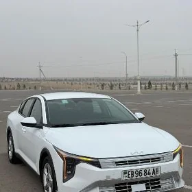 Kia K4 2025