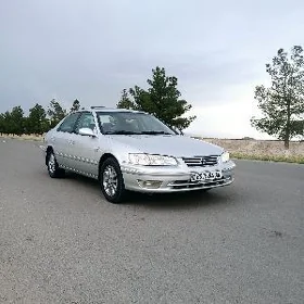 Toyota Camry 2000