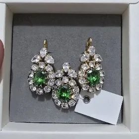 Gyzyl chayylan kumush kamplekt