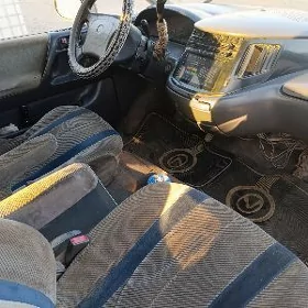 Toyota Previa 1991