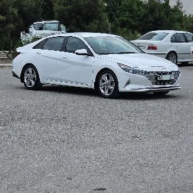 Hyundai Elantra 2021