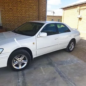 Toyota Camry 1997