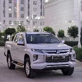Mitsubishi L200 2020