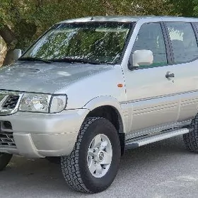 Nissan Terrano 2003