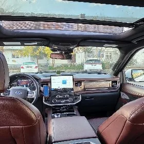 Ford Expedition 2022