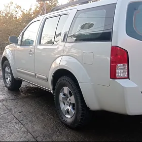 Nissan Pathfinder 2006