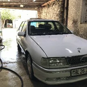 Opel Vectra 1992