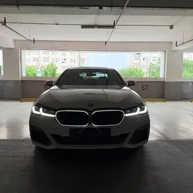 BMW 530 2021