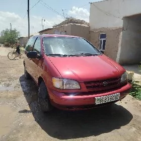 Toyota Sienna 2000
