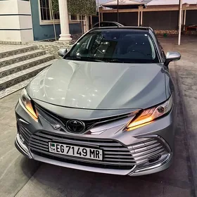 Toyota Camry 2020