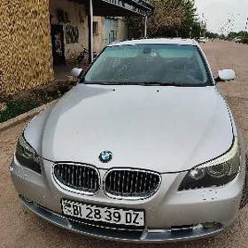 BMW E60 2003