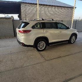 Toyota Highlander 2019