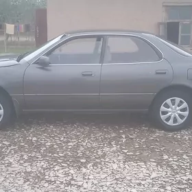 Toyota Vista 1991