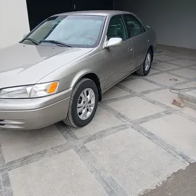 Toyota Camry 1998
