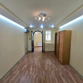 4 MKR  1 ETAJ 1 KOMNAT
