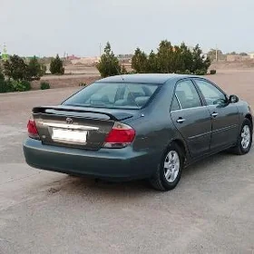 Toyota Camry 2004