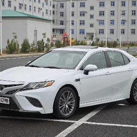 Toyota Camry 2018