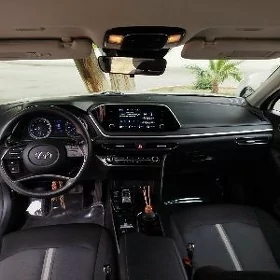 Hyundai Sonata 2021