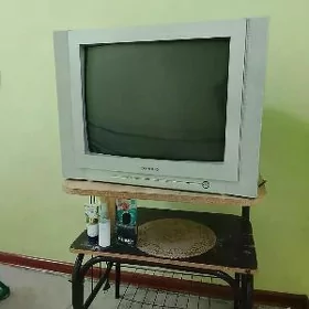Телевизор 