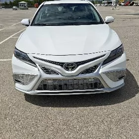 Toyota Camry 2023