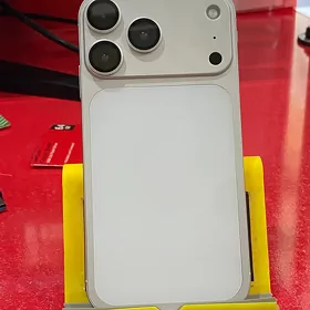 iPhone xr 17pro